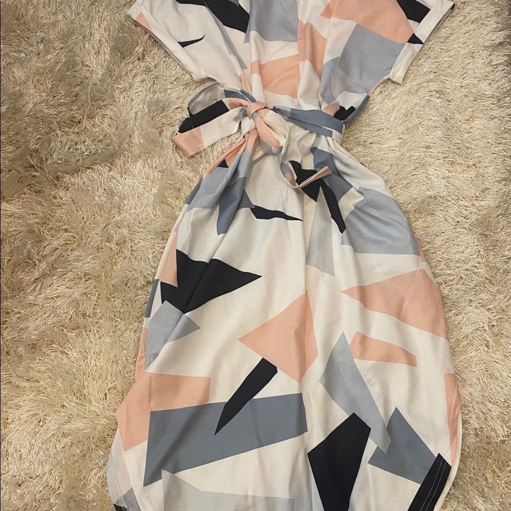 Geometric Midi Dress - Picture 3 of 3